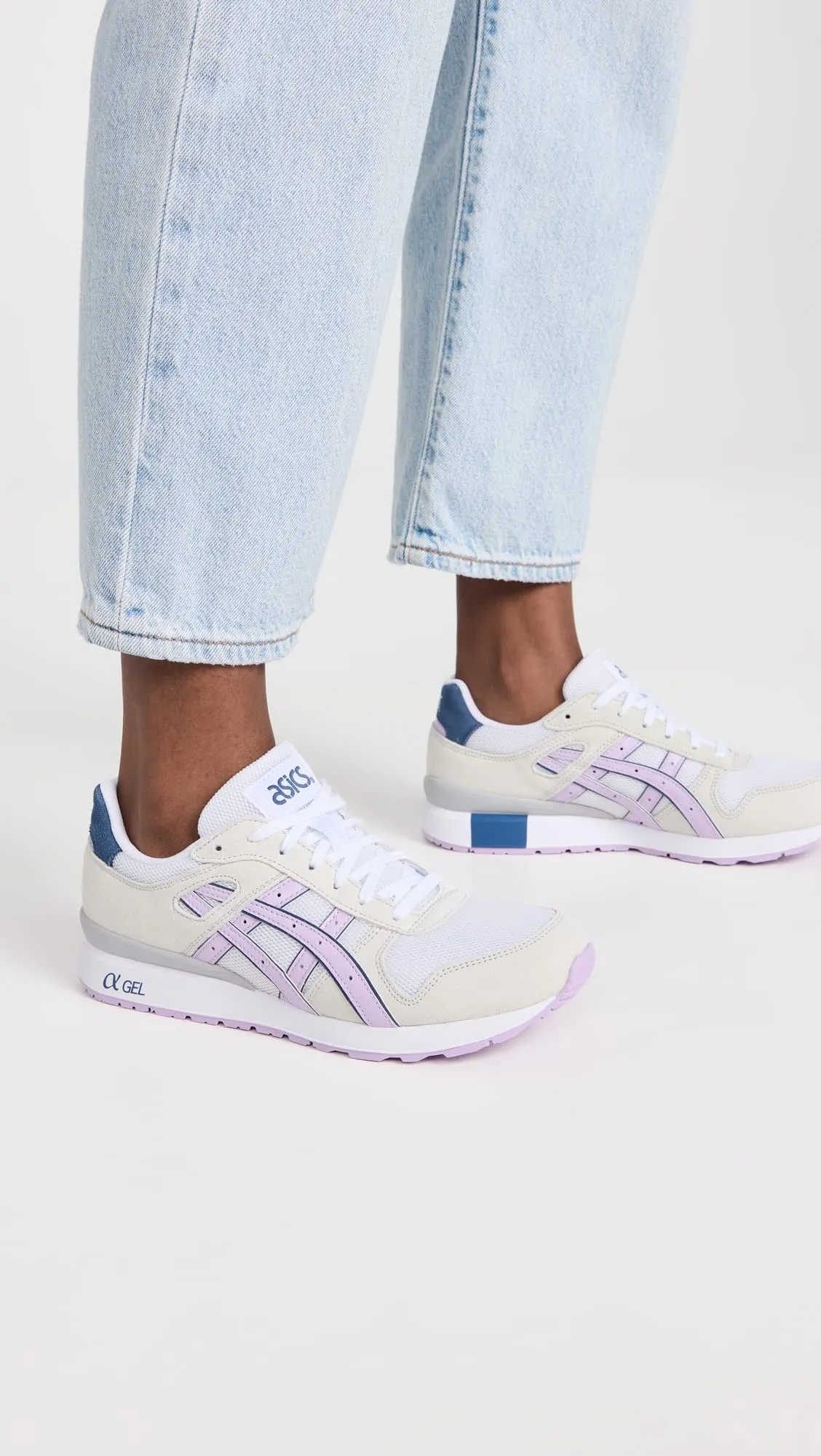 ASICS GT11 Womens Running 85 BM US GlacierLilac
