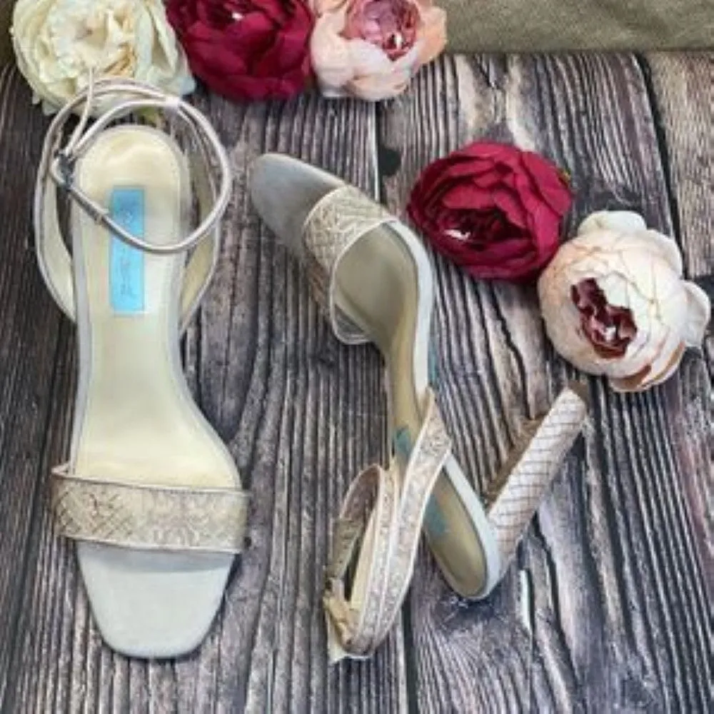 Blue by Betsey Johnson Pale Nude Kani Evening Sandals 8.5M