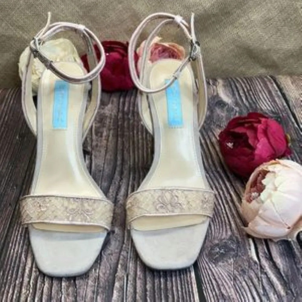 Blue by Betsey Johnson Pale Nude Kani Evening Sandals 8.5M