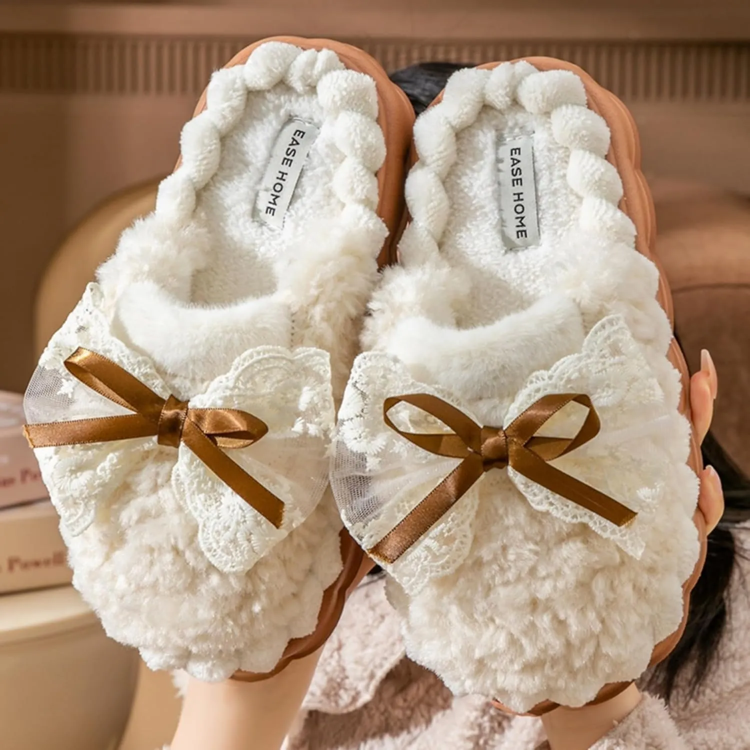 Bow Knot Plush Slippers Fashionable Home Rabbit Plush Warm Thick Soled Cotton Slippers