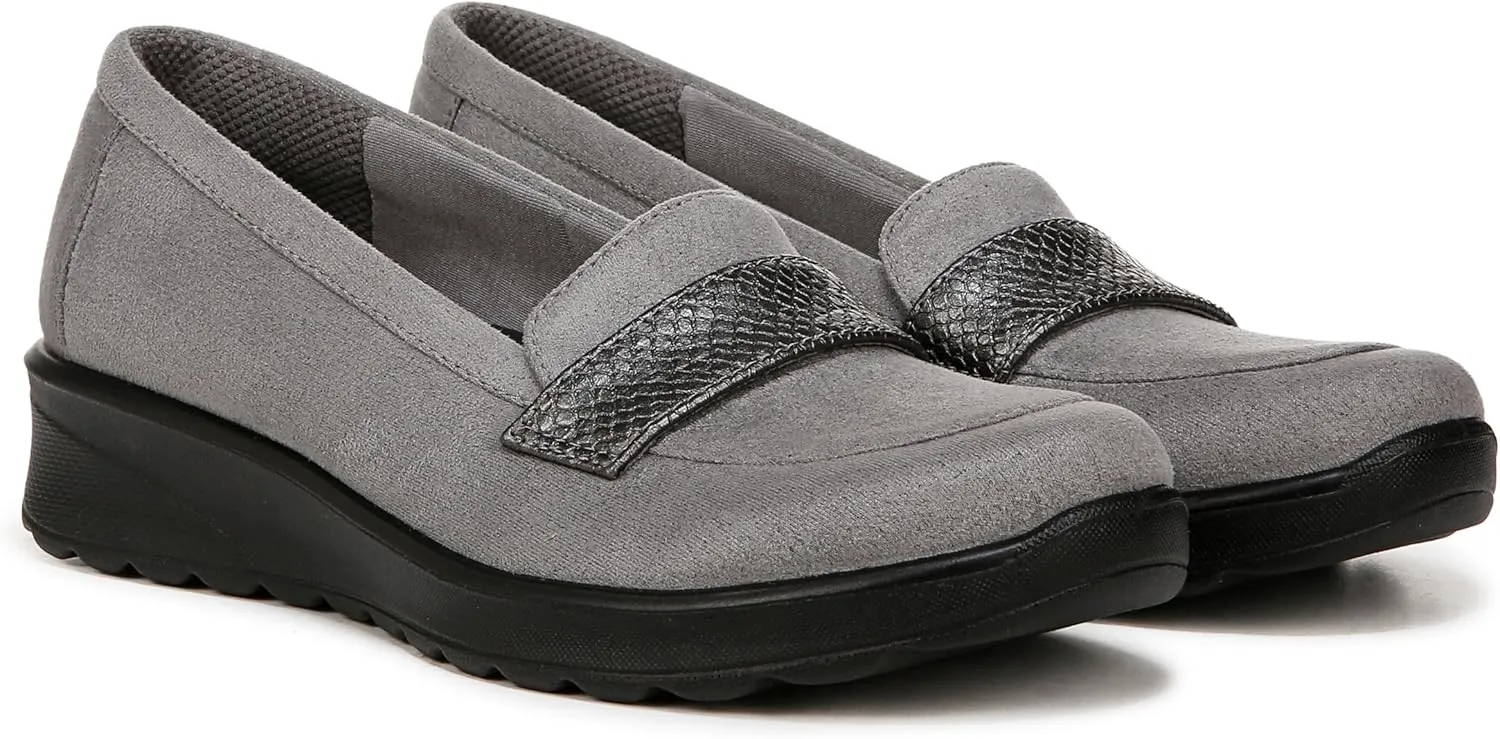 BZees Women's Gamma 2 Loafer