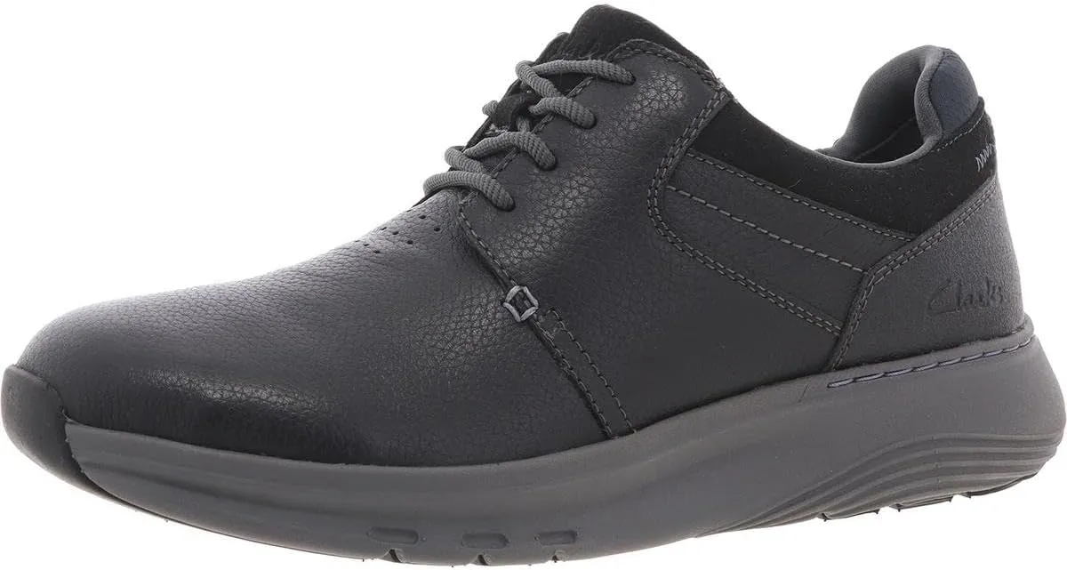 Clarks Men's Motion Trek Plain Toe Sneaker