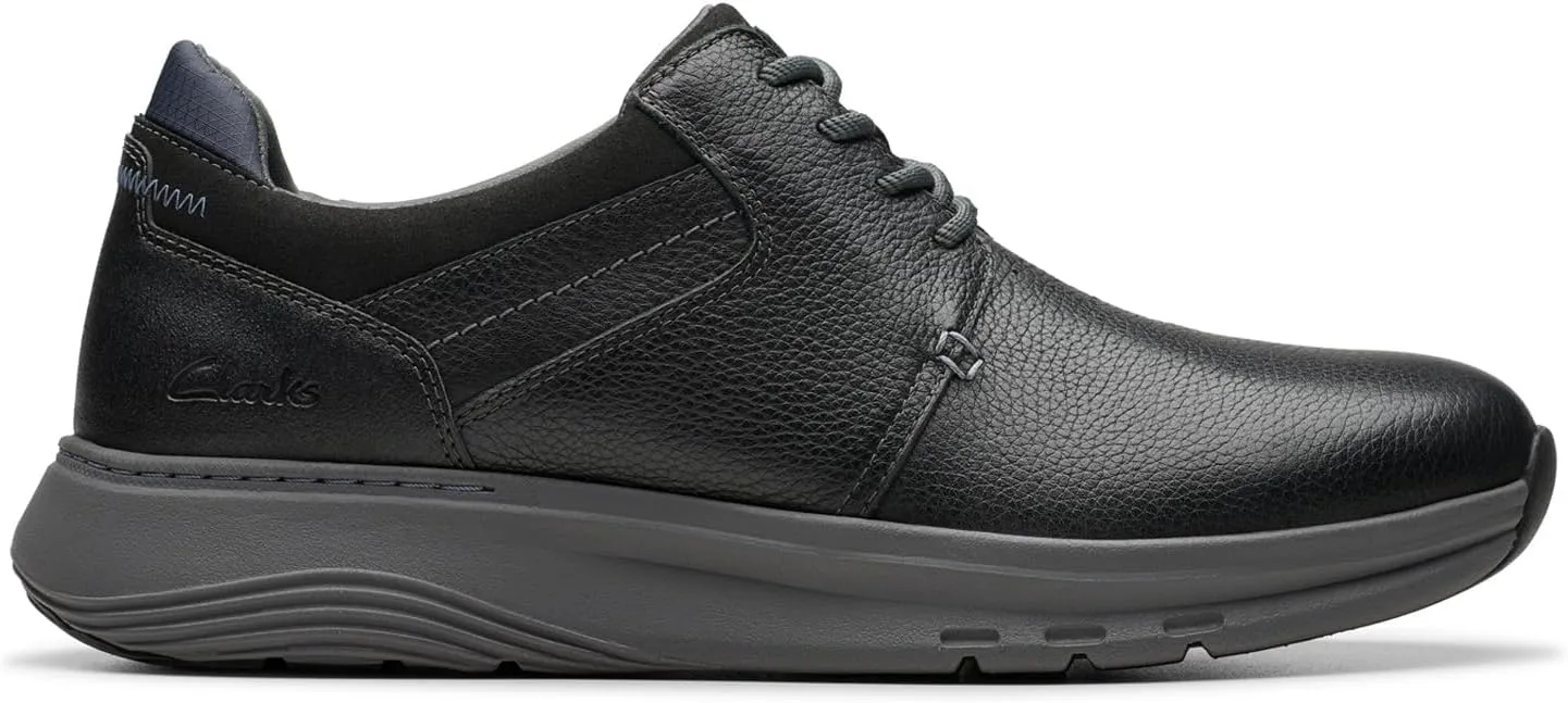 Clarks Men's Motion Trek Plain Toe Sneaker