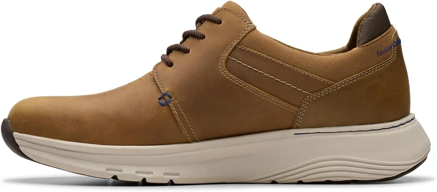 Clarks Men's Motion Trek Plain Toe Sneaker