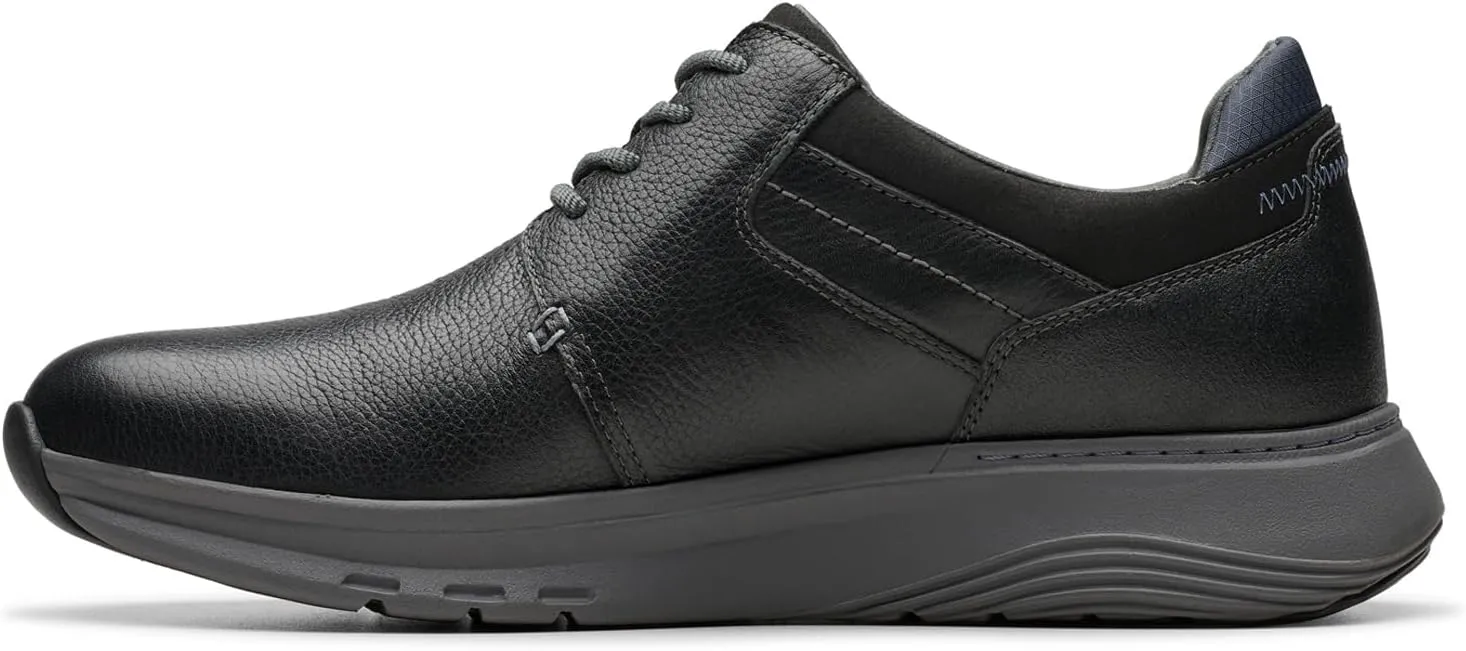 Clarks Men's Motion Trek Plain Toe Sneaker