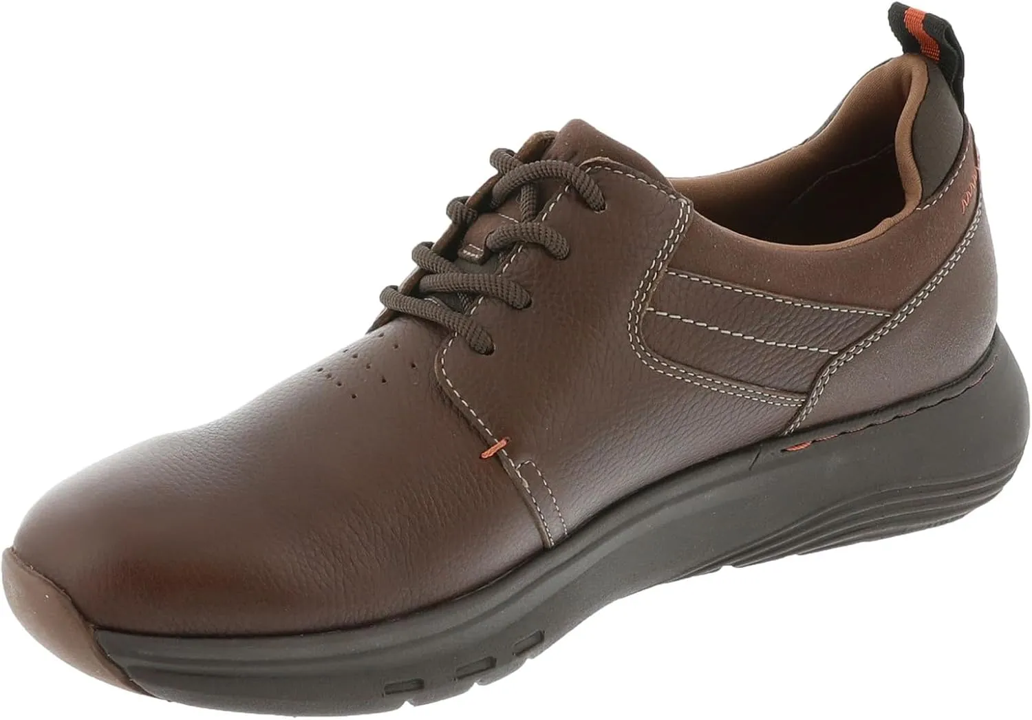 Clarks Men's Motion Trek Plain Toe Sneaker