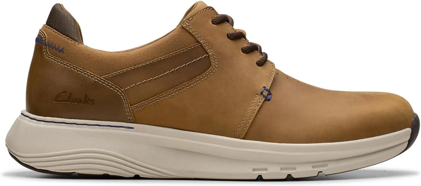 Clarks Men's Motion Trek Plain Toe Sneaker