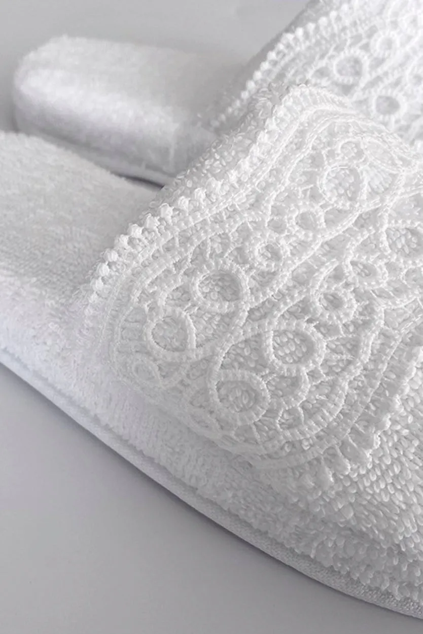 DAISY SLIPPERS - WHITE