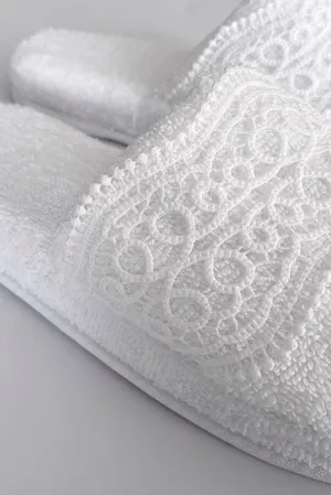 DAISY SLIPPERS - WHITE