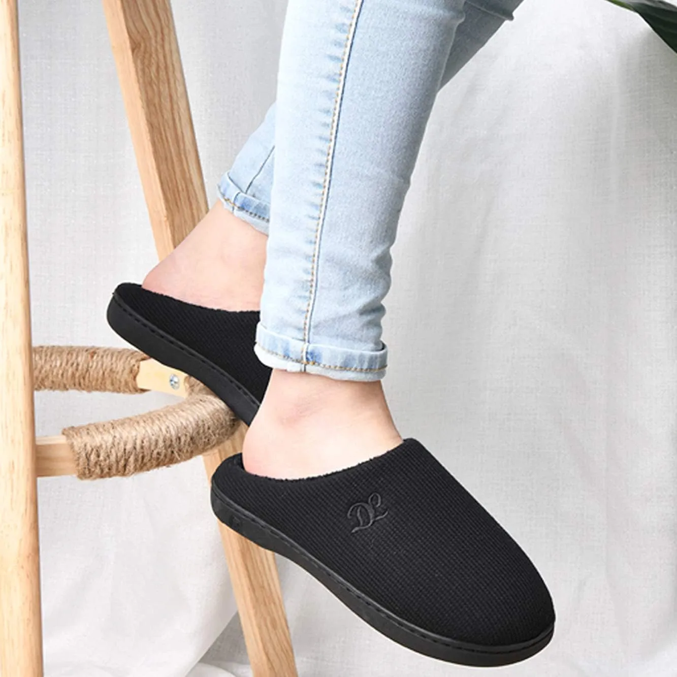 DL Womens Memory Foam Slippers, Cozy Slip on House Slippers for Women Indoor Outdoor, Comfy Women's Bedroom Slippers Warm Soft Flannel Lining Home Slippers Size 5-12 Purple Blue Pink Grey Navy Black