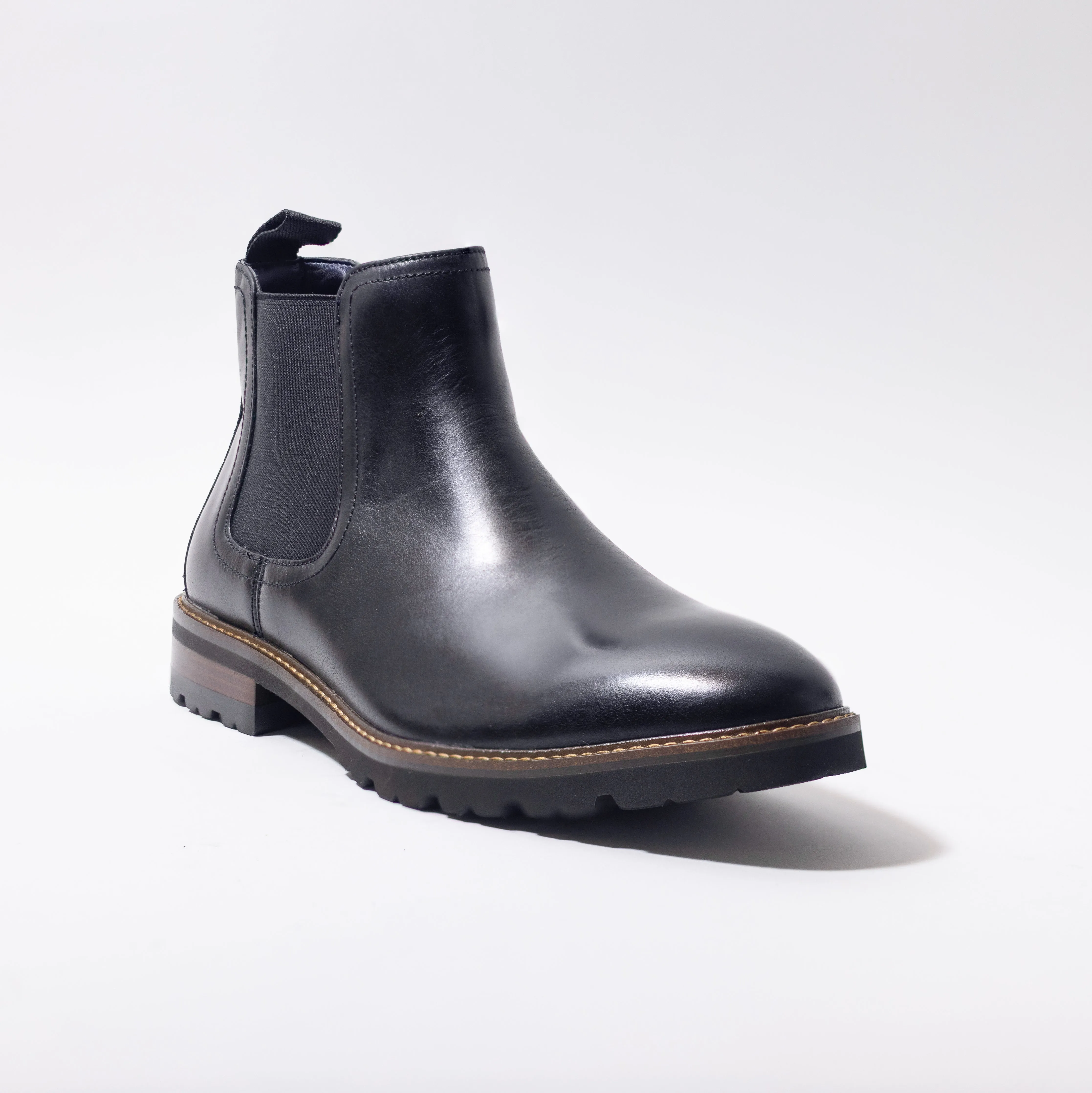 FLORSHEIM RENEGADE CHELSEA BOOTS IN BLACK