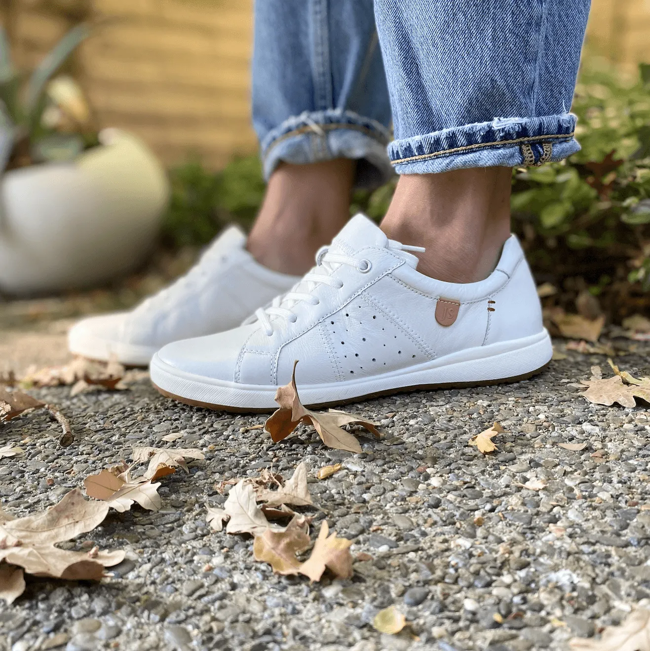 Josef Seibel Caren 01 - White