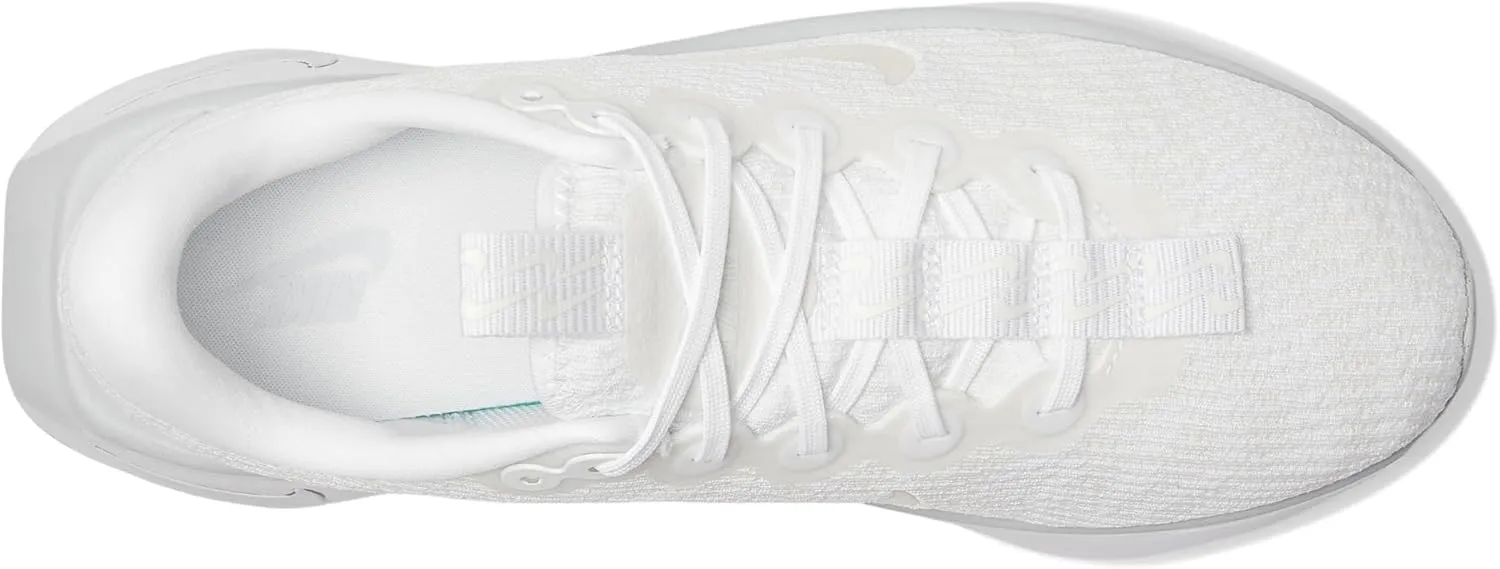 Nike Women's Motiva Sneaker