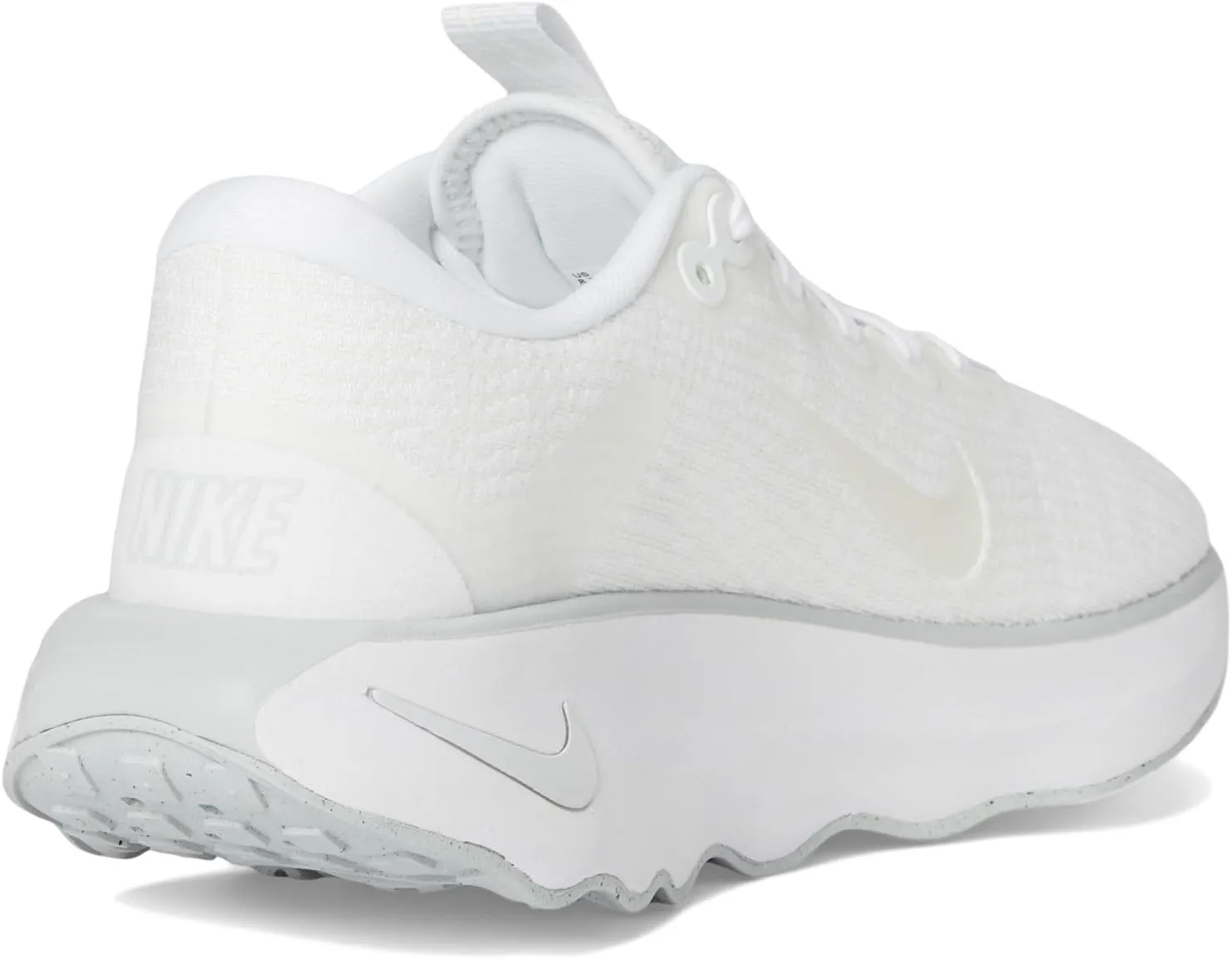 Nike Women's Motiva Sneaker