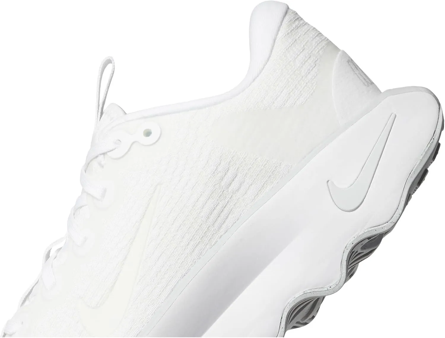 Nike Women's Motiva Sneaker