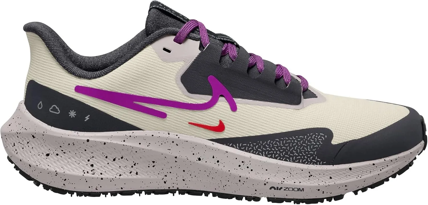 Nike Women's Sneaker