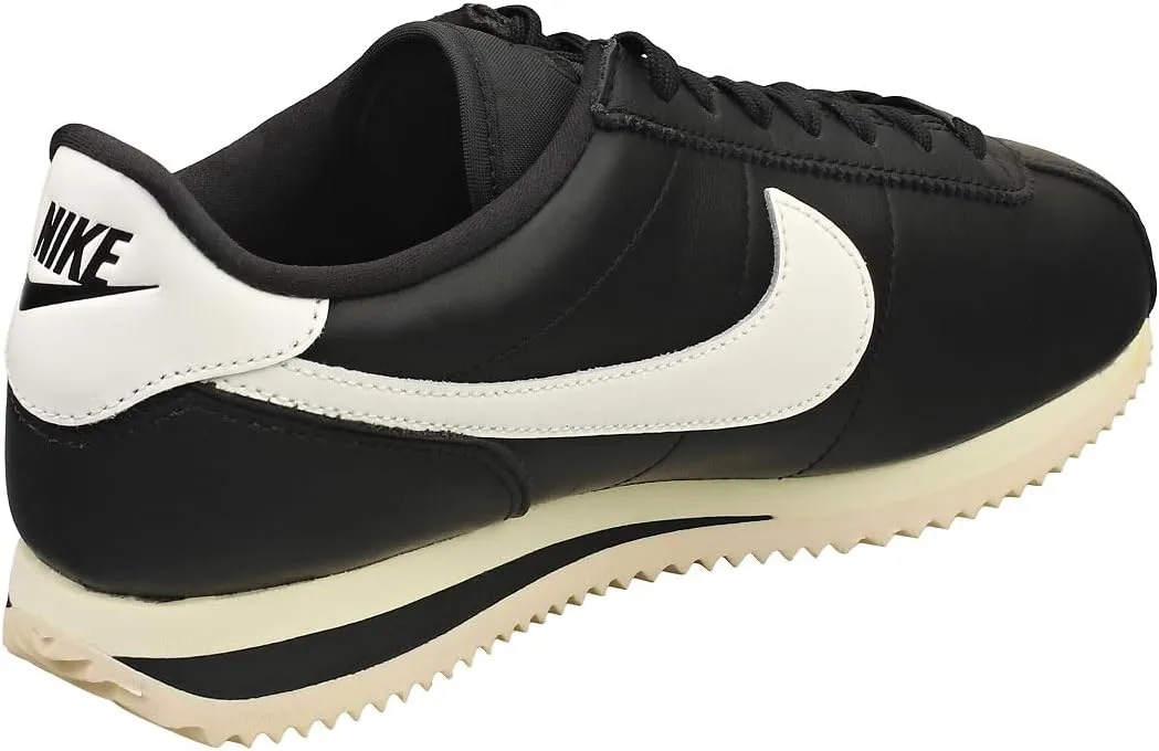 Nike Women's Sneaker