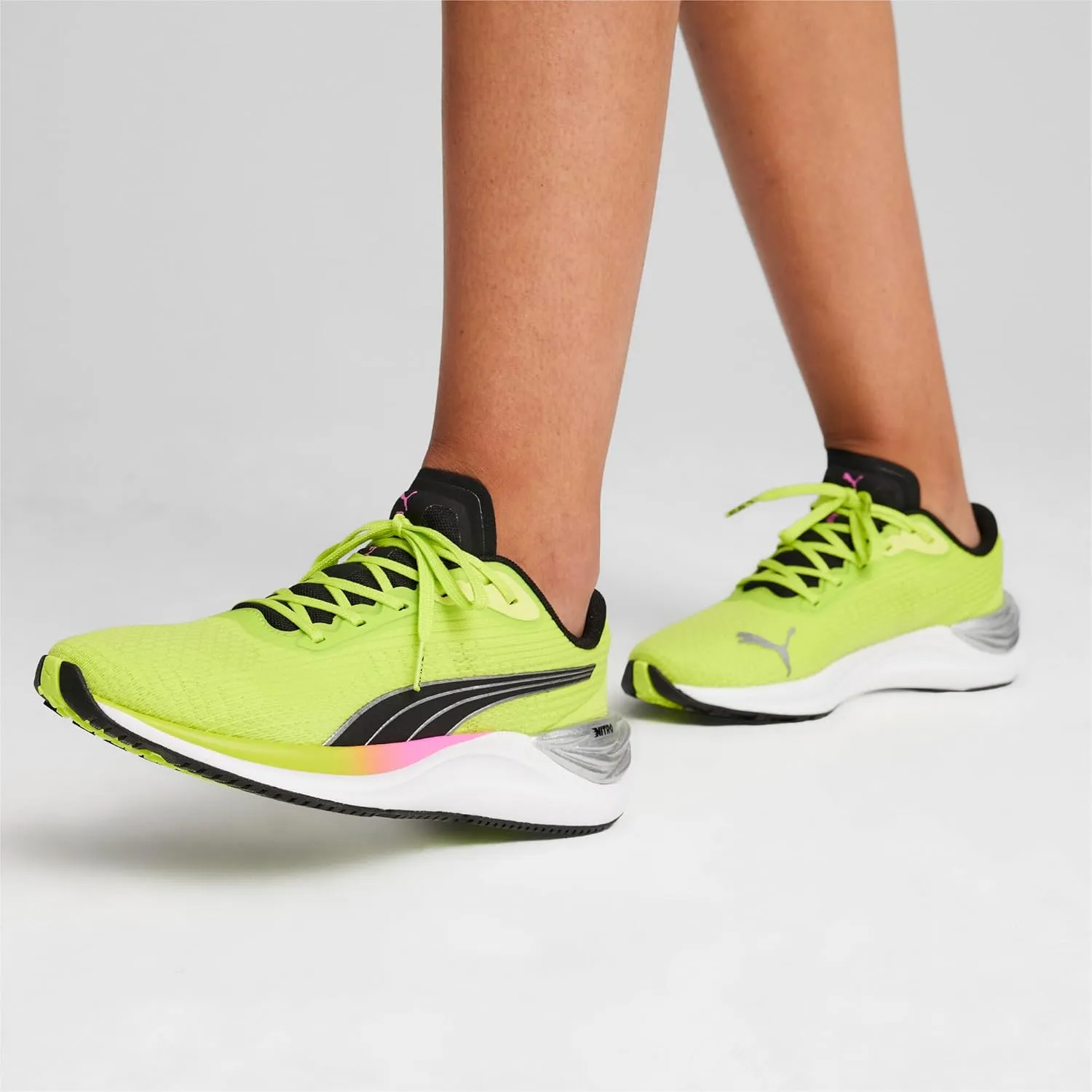 PUMA Women's Sneaker Fitness Shoes, EU