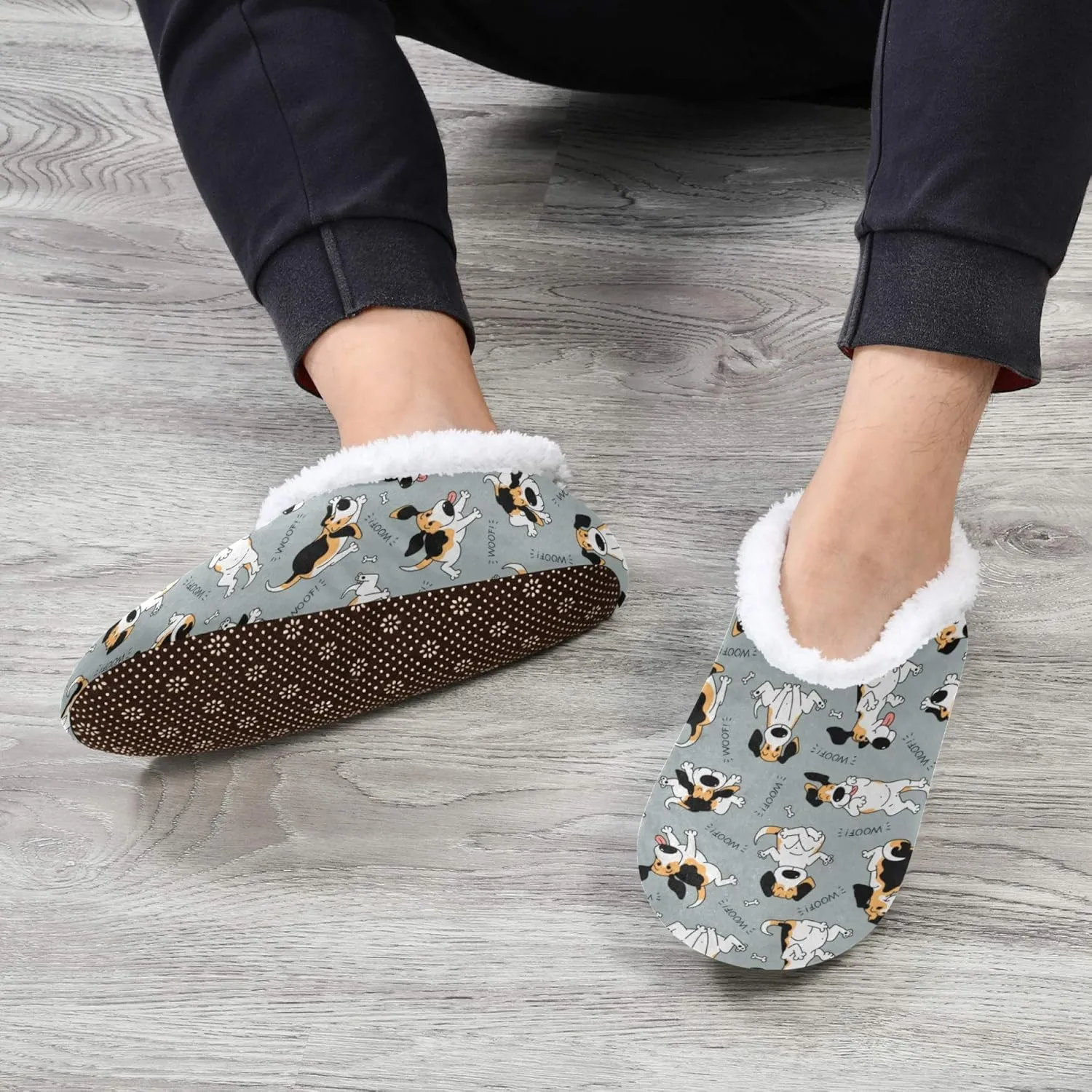 Slipper for Women and Men Fuzzy Memory Foam Soft House Shoes Anti-Skid Sole Coral Fleece House Slipper Beagle Dog On Brown M-XXL