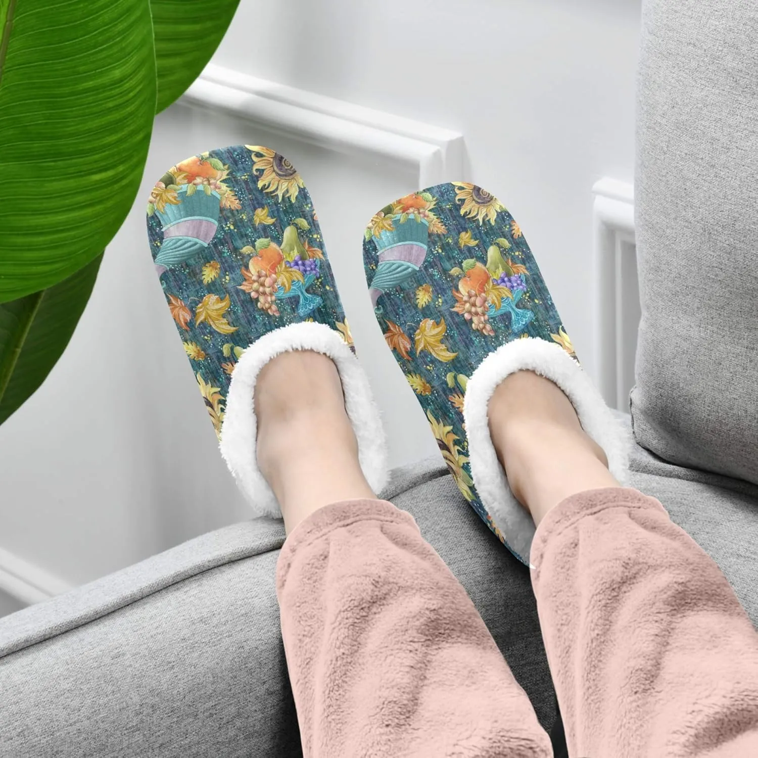 Slipper for Women and Men Fuzzy Memory Foam Soft House Shoes Anti-Skid Sole Coral Fleece House Slipper Beagle Dog On Brown M-XXL