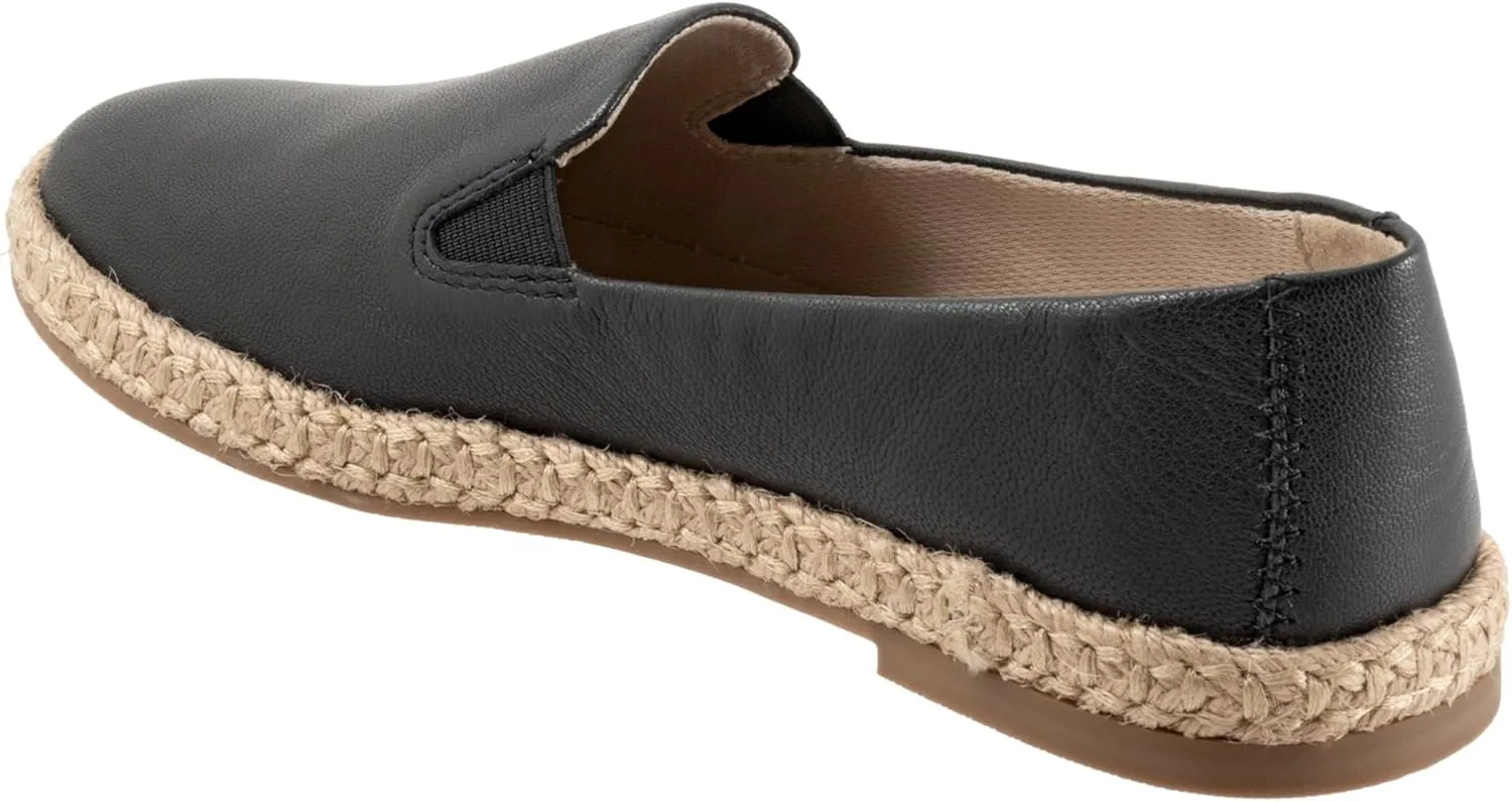 Trotters Women's Poppy Loafer Flat