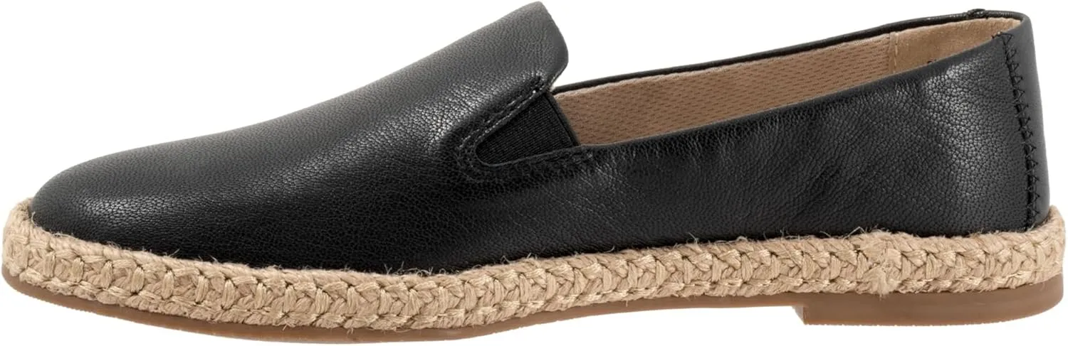 Trotters Women's Poppy Loafer Flat