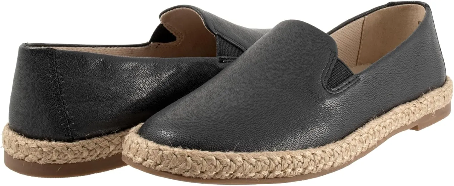 Trotters Women's Poppy Loafer Flat