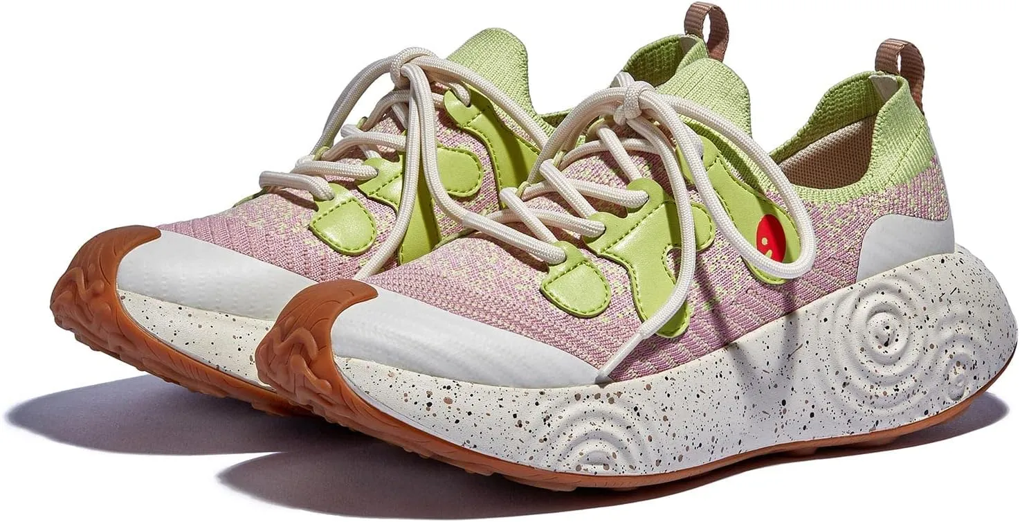 UIN Women's Platform Walking Shoes Casual Comfortable Art Painted Travel Fashion Sneaker Brava