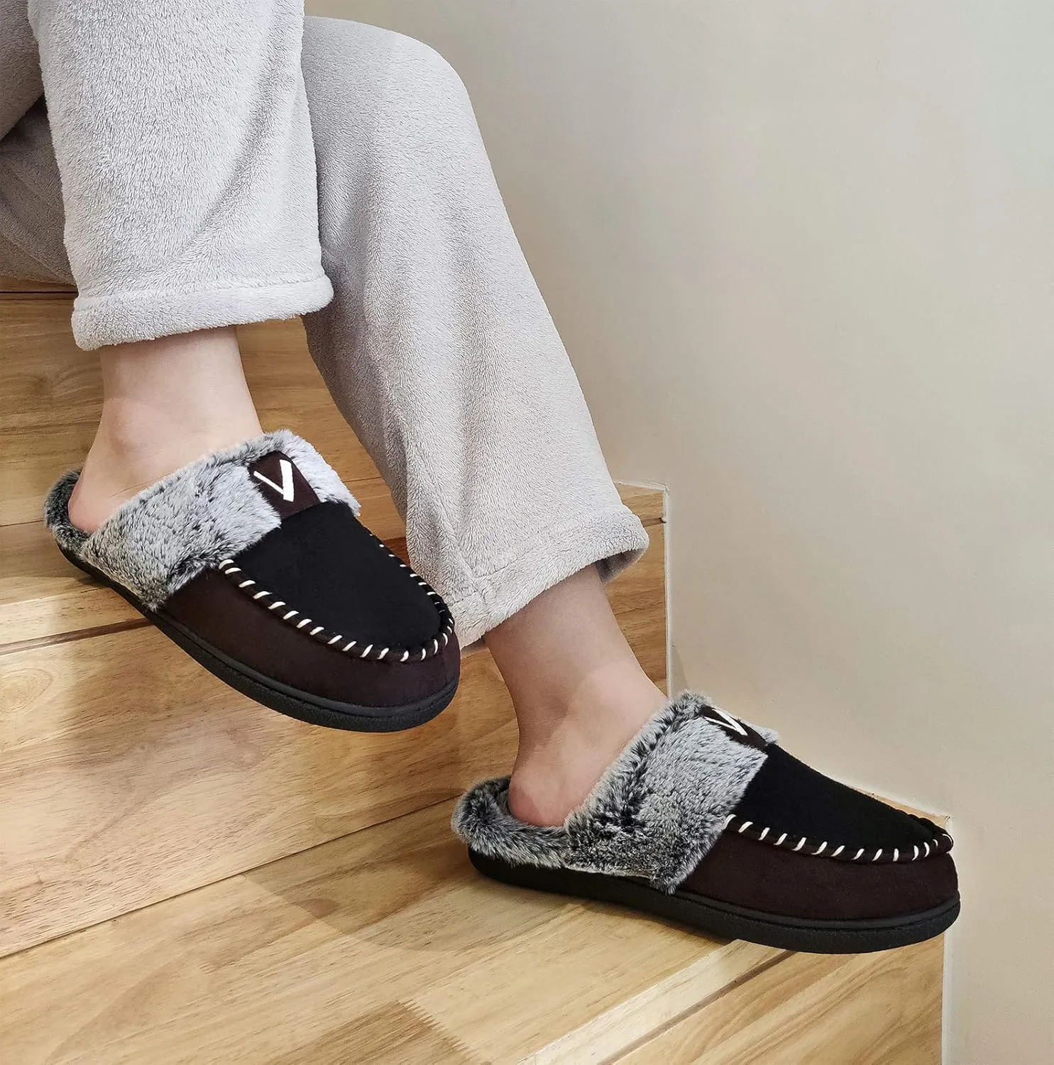 VONMAY Women's Memory Foam Slippers Moccasin Slip-on Scuff House Shoes Fuzzy Faux Fur Lining Indoor Outdoor for All Seasons