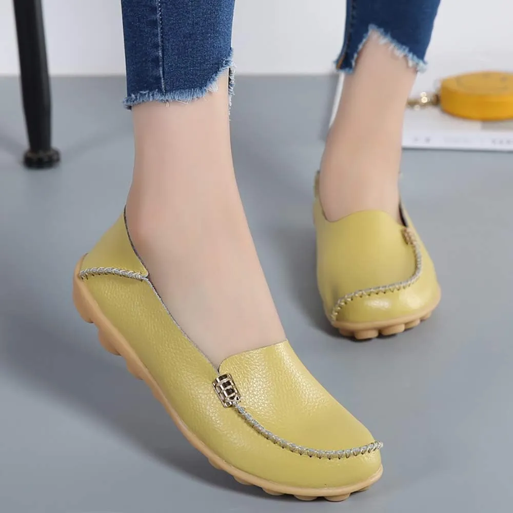 WERWAES Womens Casual Loafers Comfortable Leather Slip on Shoes Fashion Round Toe Moccasins Flats Soft Lightweight Walking Outdoor Loafers