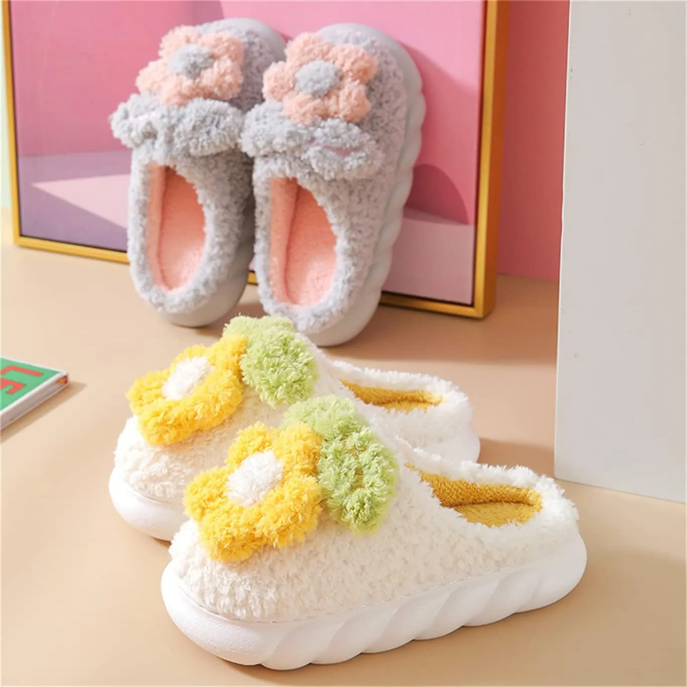 Women's Floral Cotton Soft Indoor Anti-skid Plush Slippers