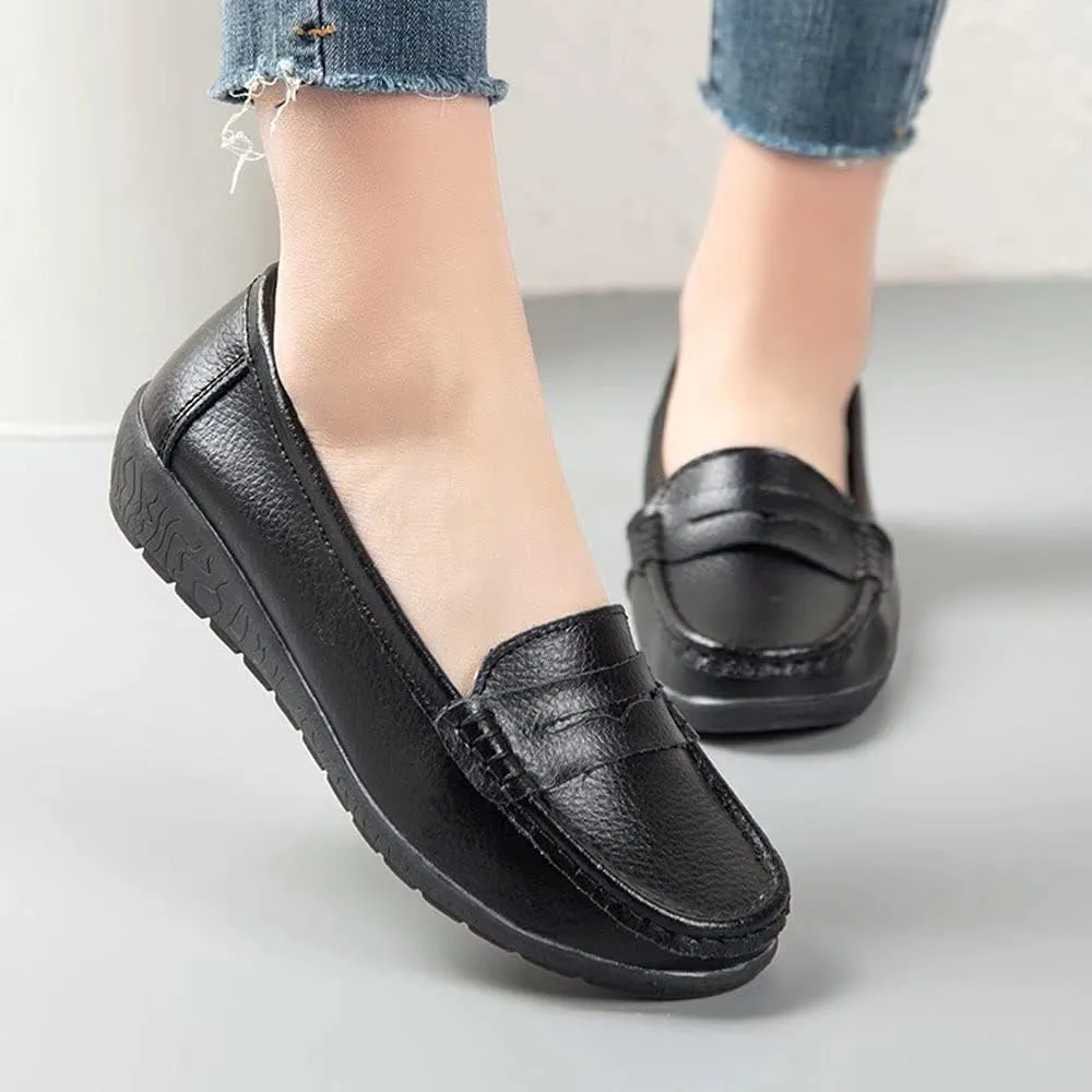 Women's Leather Loafers Driving Moccasins Casual Slip-On Boat Shoes Comfort Walking Flat Loafer for Women Wide Width