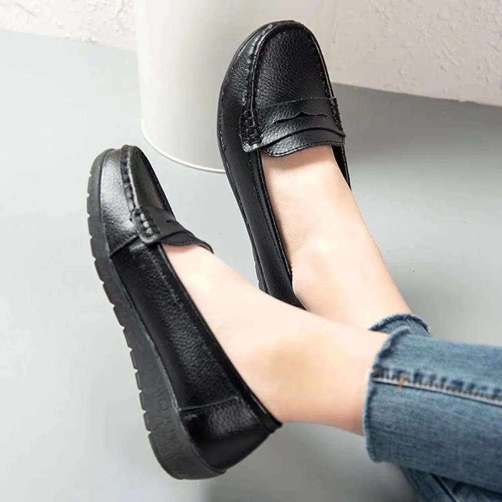 Women's Leather Loafers Driving Moccasins Casual Slip-On Boat Shoes Comfort Walking Flat Loafer for Women Wide Width