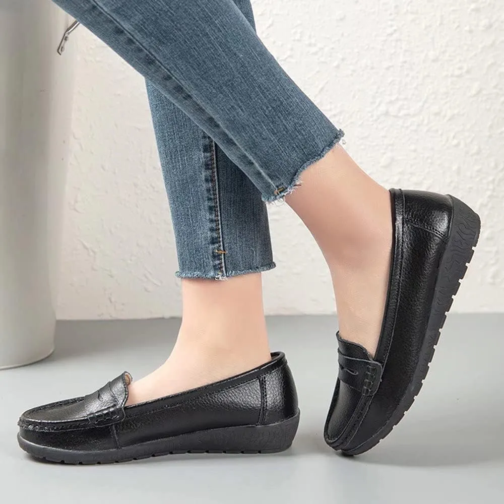 Women's Leather Loafers Driving Moccasins Casual Slip-On Boat Shoes Comfort Walking Flat Loafer for Women Wide Width