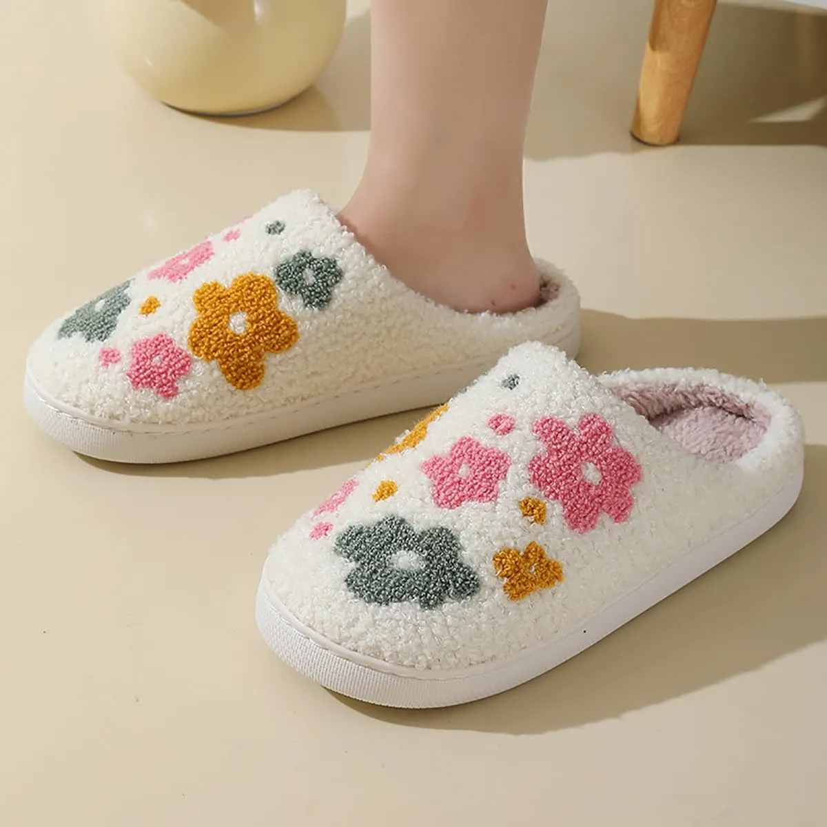 Women's Plush Warm Rose Flowers Slippers Cute Slip-on Cozy Fuzzy House Cotton Slippers