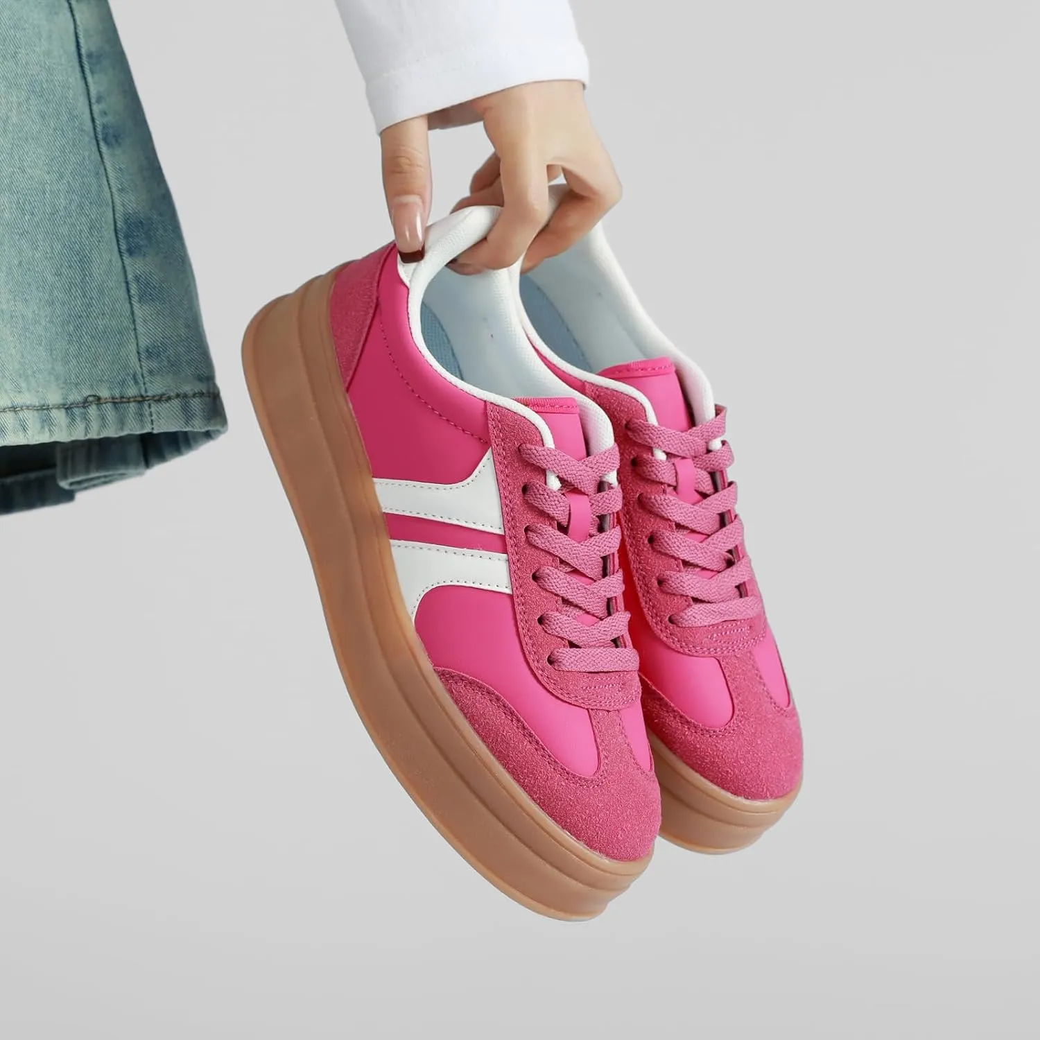 Women's Thick Sole Retro Fashion Sneakers Classic Walking Shoes Thick Rubber Lace-Up Footwear Anti Slip Trainers